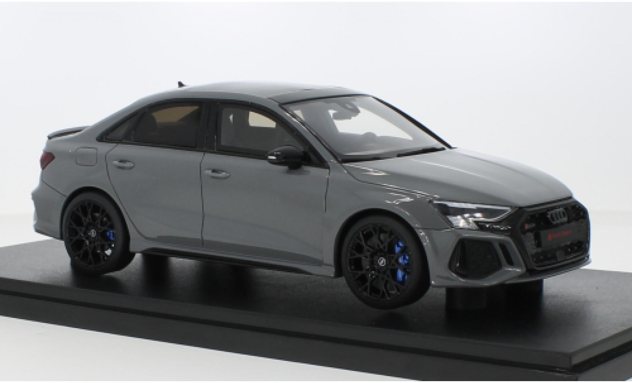 Audi RS3 1/18 GT Spirit Sedan Performance Edition grijs 2022 modelauto