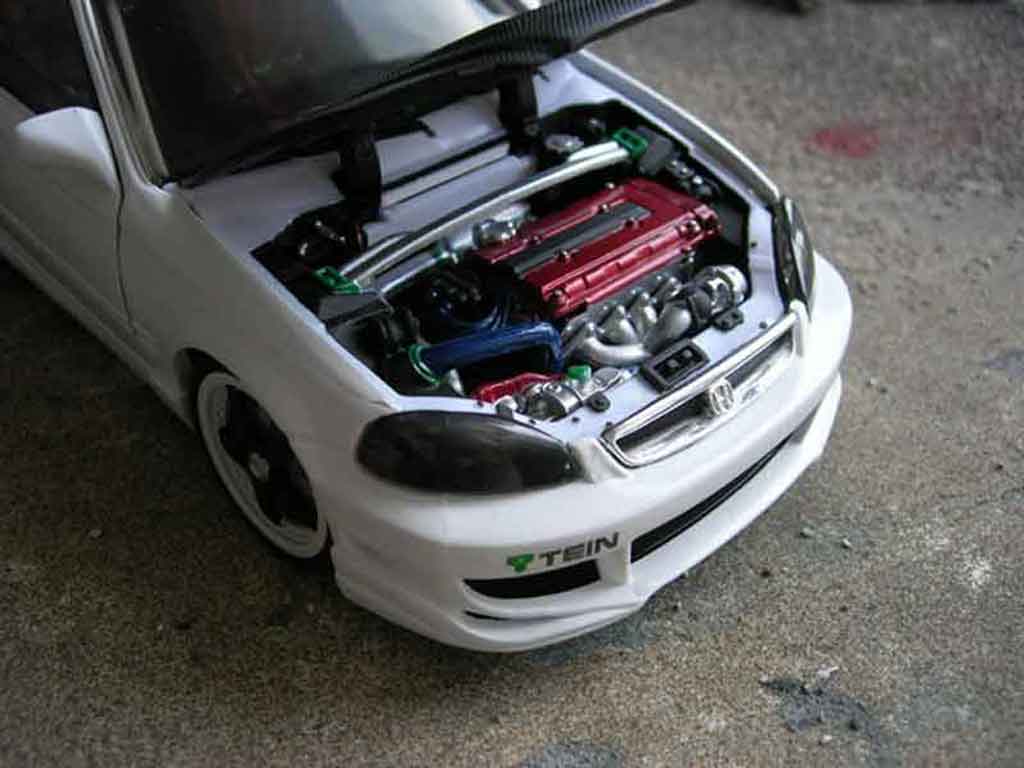 Honda Civic Si ek jdm coupe 1/18 Hot Wheels