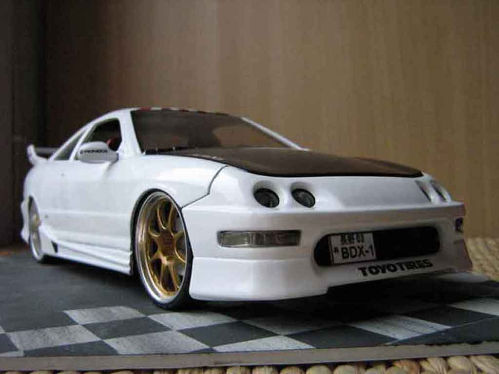 Honda Integra Type R 1/18 Hot Wheels Type R jdm wit modelauto