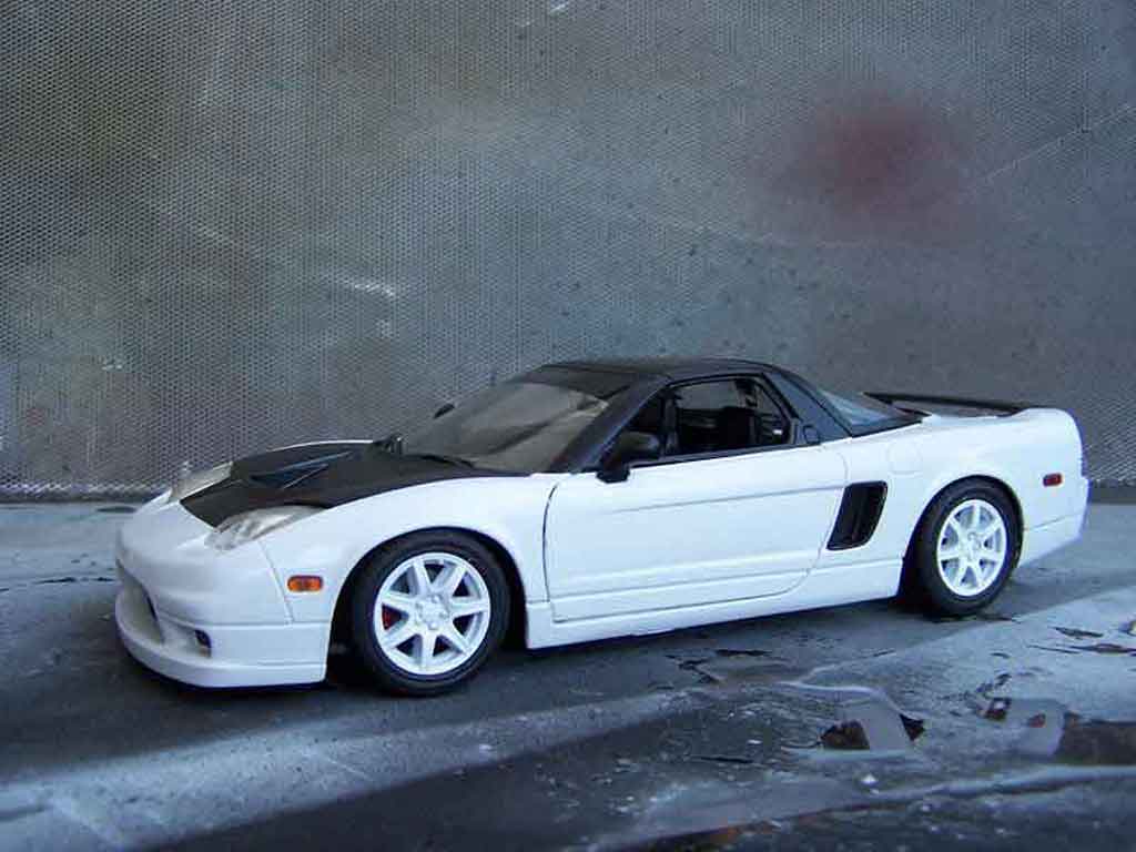 Honda NSX Base type r wit 1/18 Motormax
