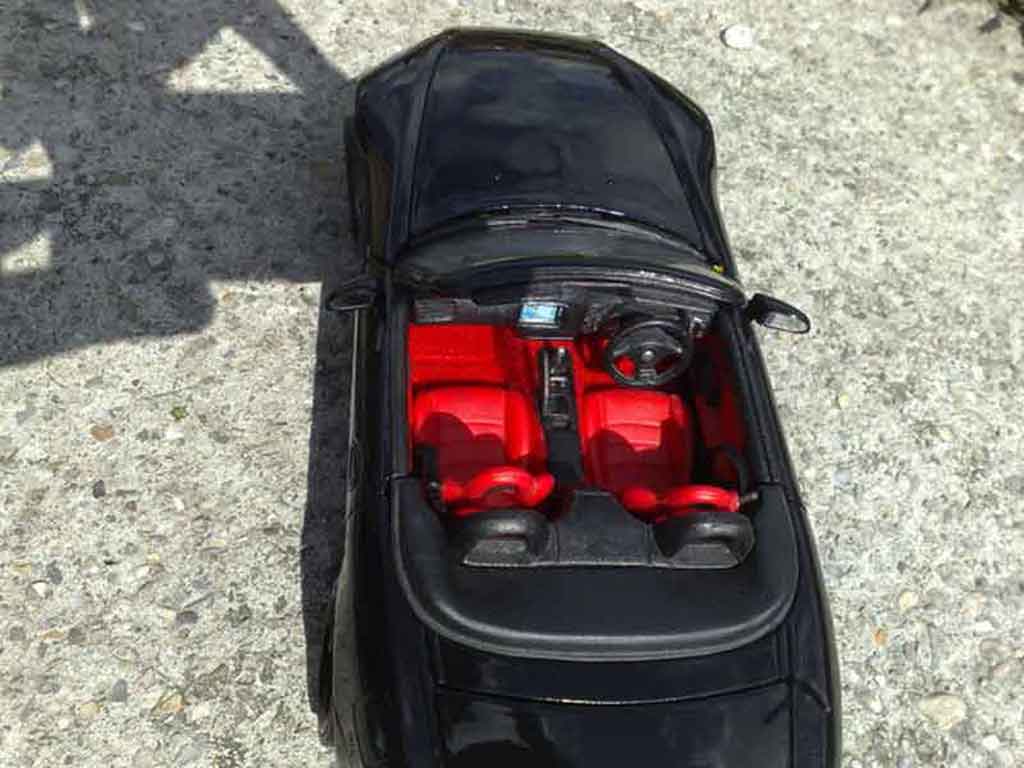 Honda S2000 Base zwart jantes 18 pouces 1/18 Maisto