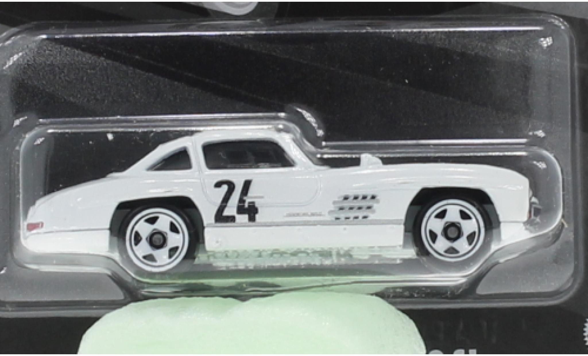 Mercedes 300 1/64 Hot Wheels SL (W198) wit modelauto