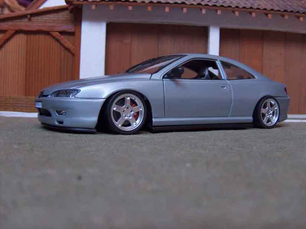 Peugeot 406 Coupe grijs metallized 1/18 Gate