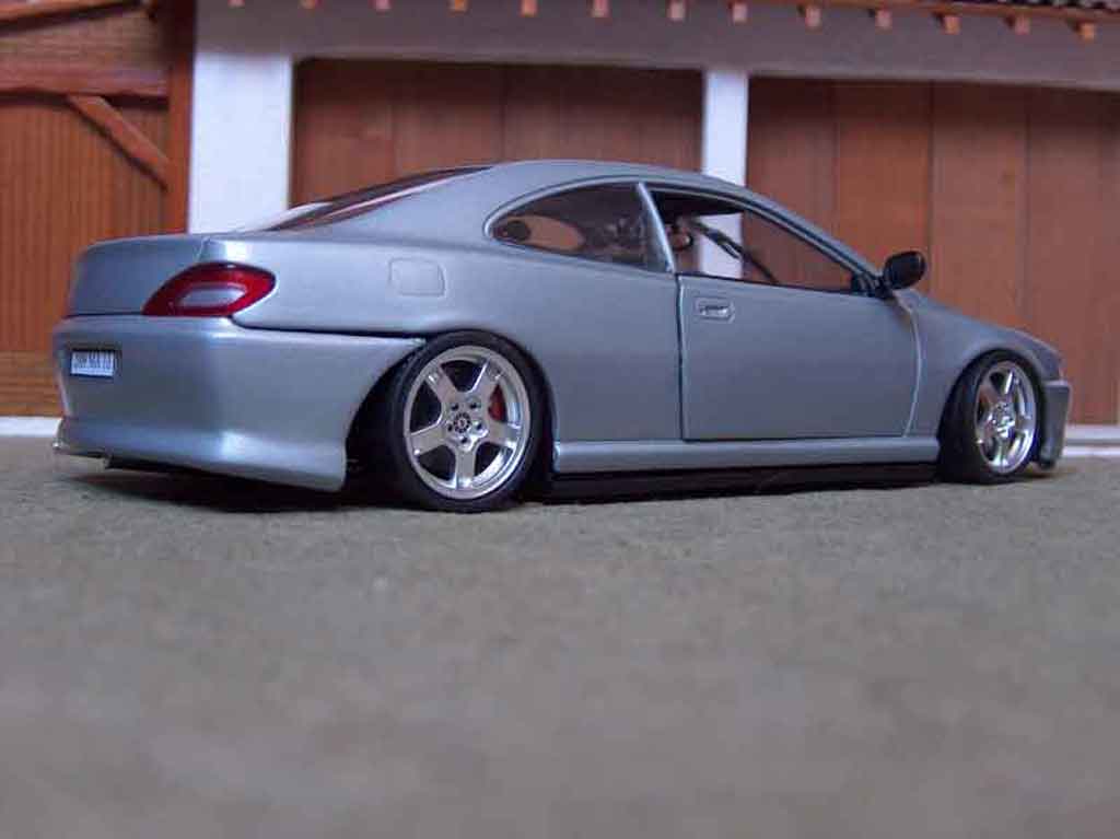 Peugeot 406 Coupe grijs metallized 1/18 Gate