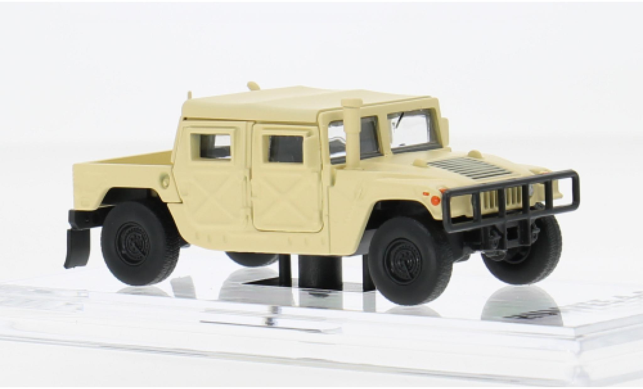 Hummer Humvee 1/64 BM Creations 4-CT-OD beige 1:64 modelauto