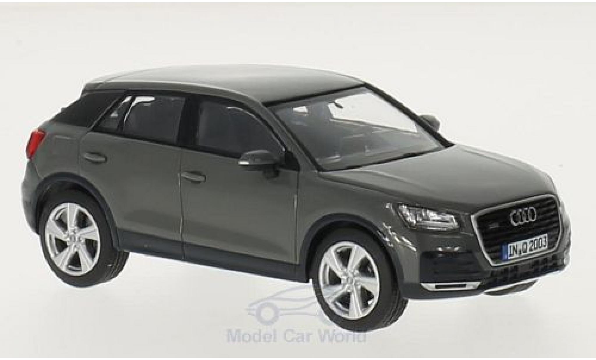 Audi Q2 1/43 iScale grijs modelauto