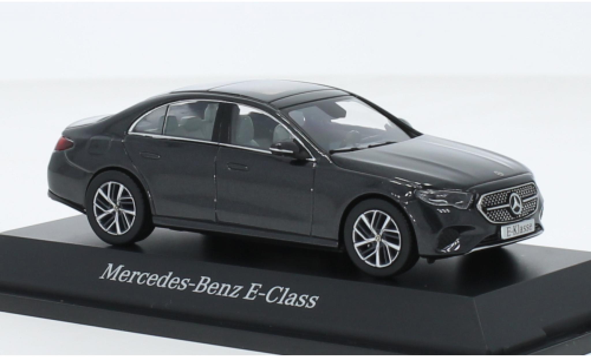 Mercedes CLA 1/43 I iScale E-classe (W214) mattgrijs 2023 modelauto