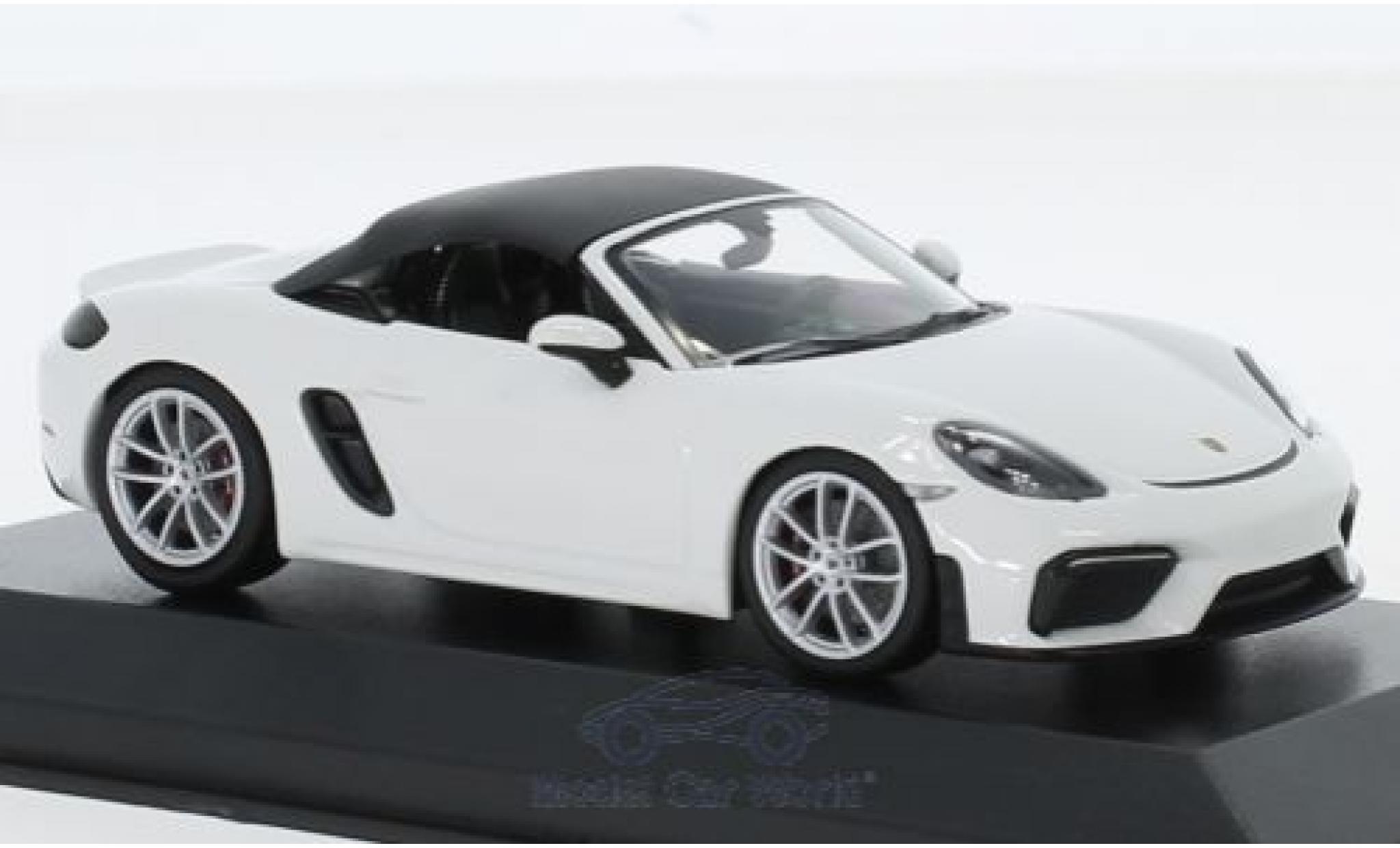 Porsche Boxster 1/43 Minichamps 718 (982) Spyder wit 2019 modelauto