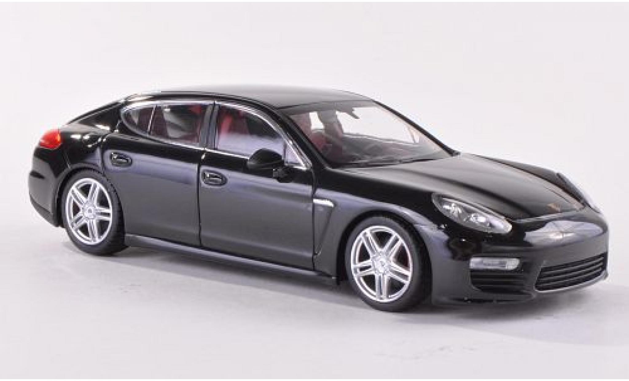 Porsche Panamera Turbo 1/43 Minichamps Turbo (970) metallic zwart 2013 Facelift modelauto