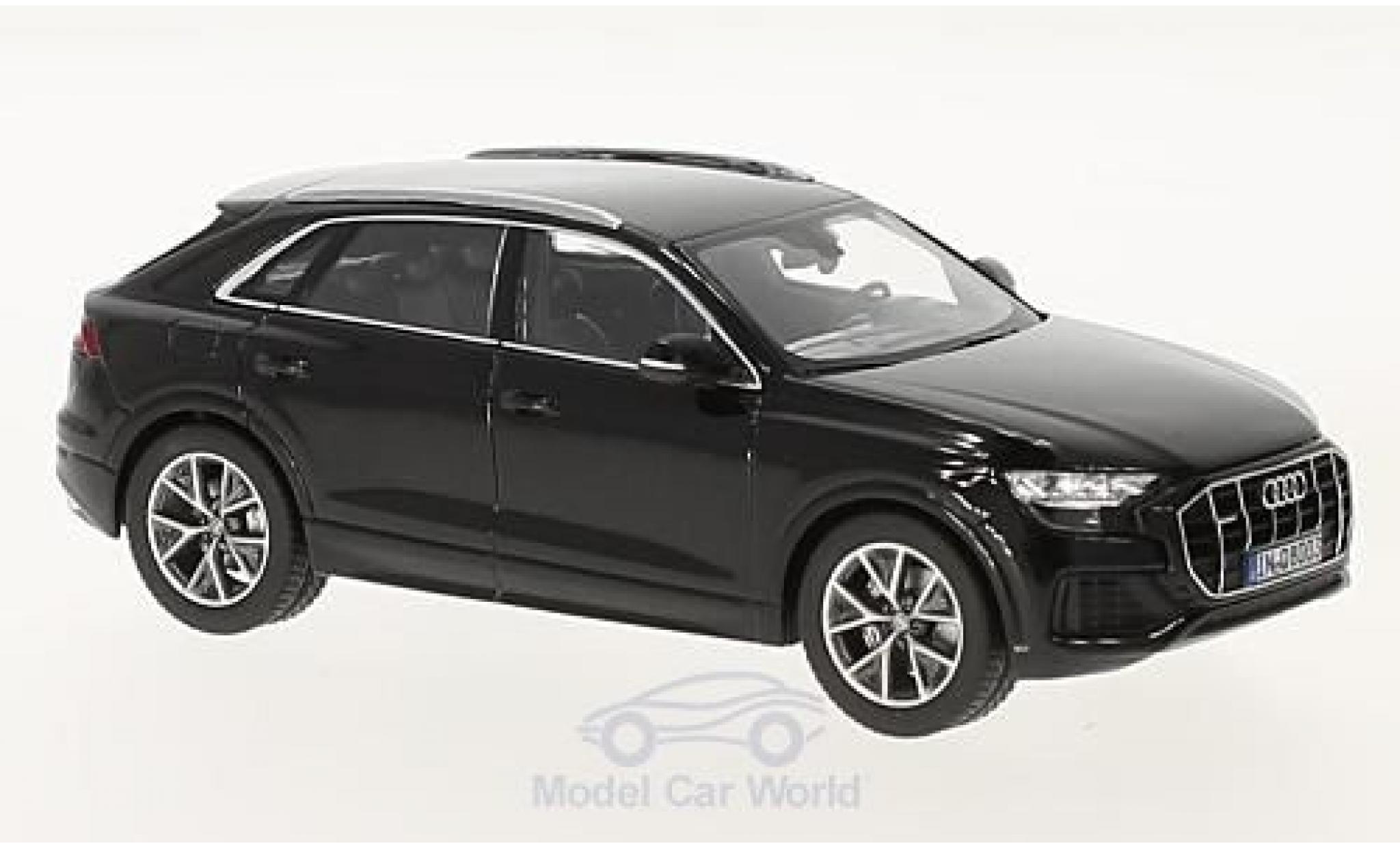 Audi Q8 1/43 Norev metallic zwart 2018 modelauto