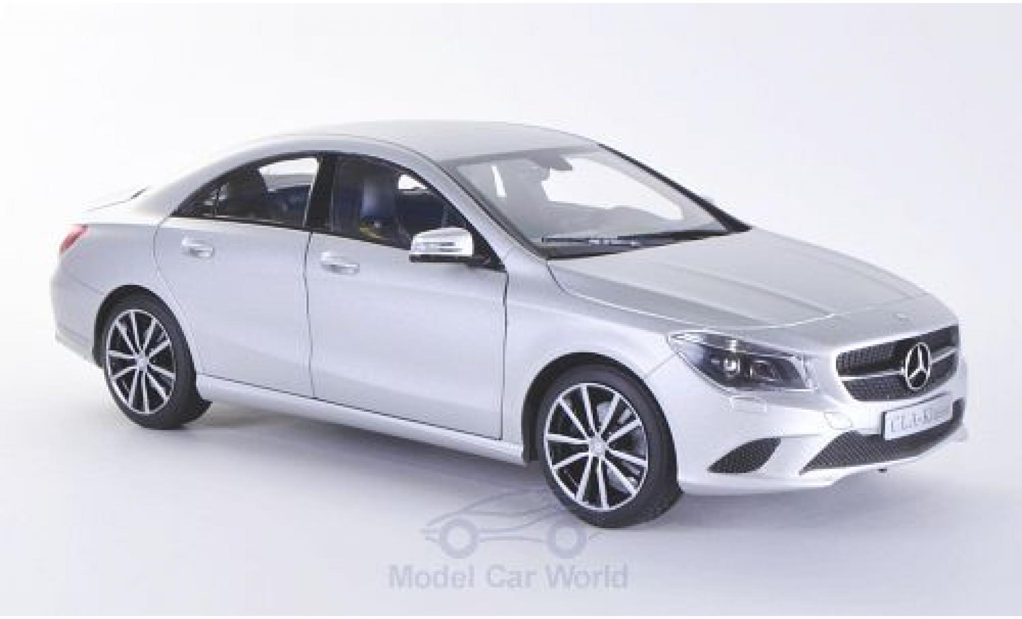 Mercedes CLA 1/18 Norev CLClasse A (C117) matt-grijs 2013 modelauto