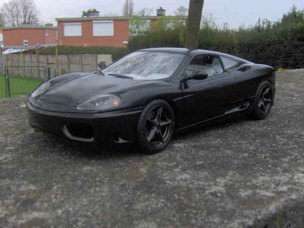Ferrari 360 Modena 1/18 Burago Modena coupe zwart modelauto