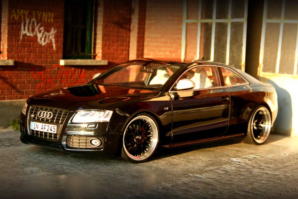 Audi S5 coupe zwart jantes alu 19 pouces diffuseur carbone 1/18 Norev