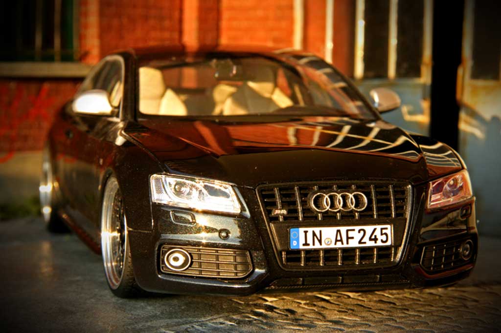 Audi S5 coupe zwart jantes alu 19 pouces diffuseur carbone 1/18 Norev