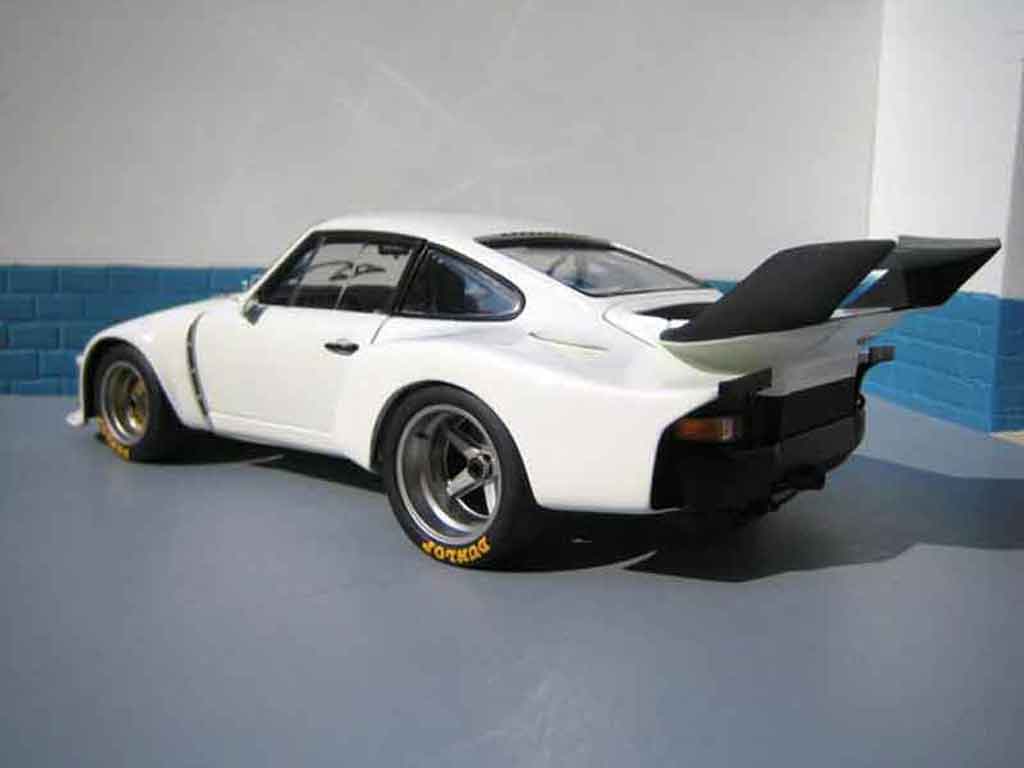 Porsche 935 Base works wit 1/18 Exoto