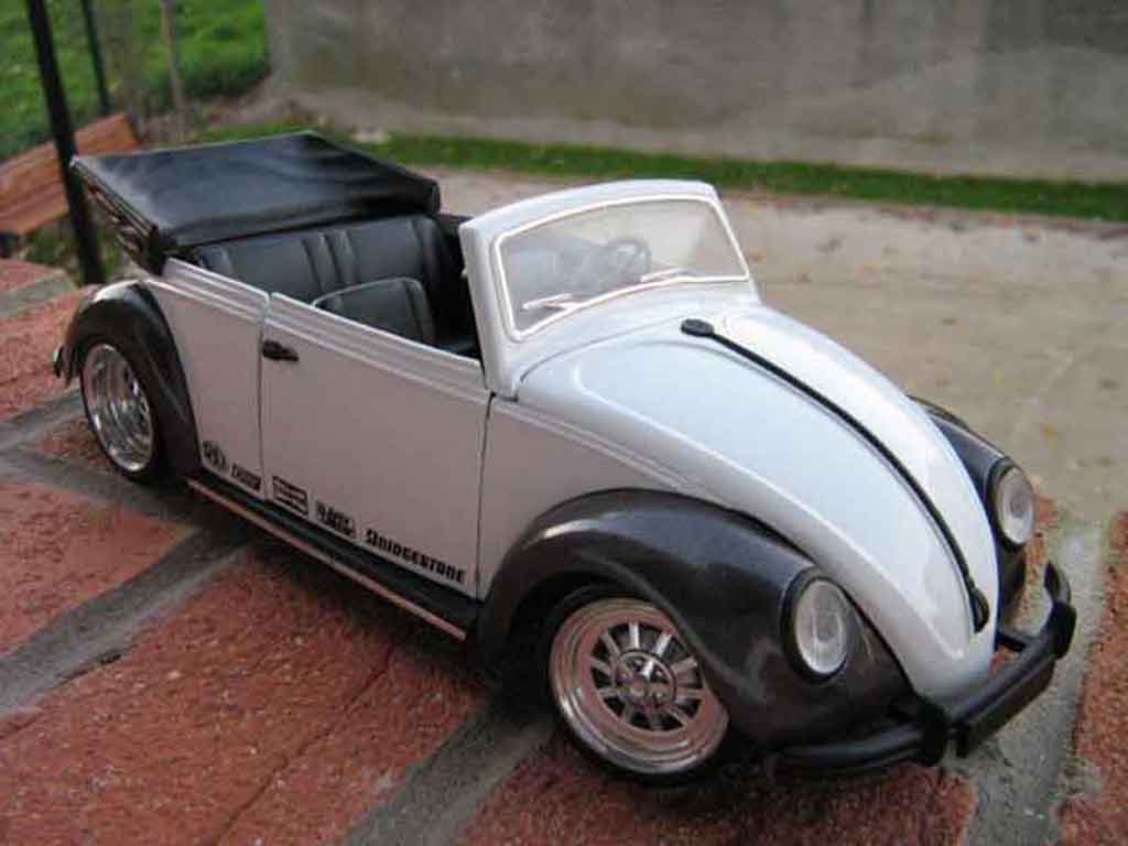 Volkswagen Kafer Cabriolet race air 1/18 Solido