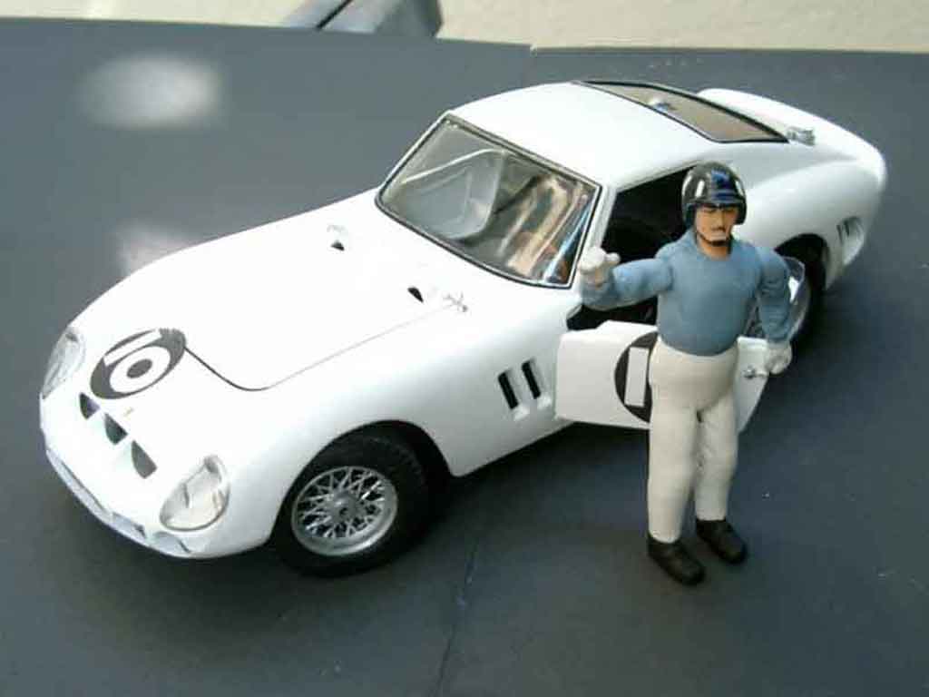 Ferrari 250 GTO graham hill wit 1/18 Burago