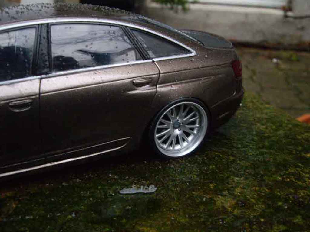 Audi A6 berline 3.2 v6 jantes 18 pouces 1/18 Norev