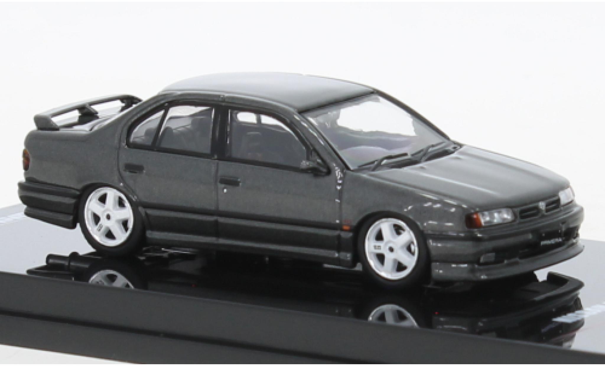 Nissan Primera 1/64 INNO64 (P10) metallic grijs RHD modelauto