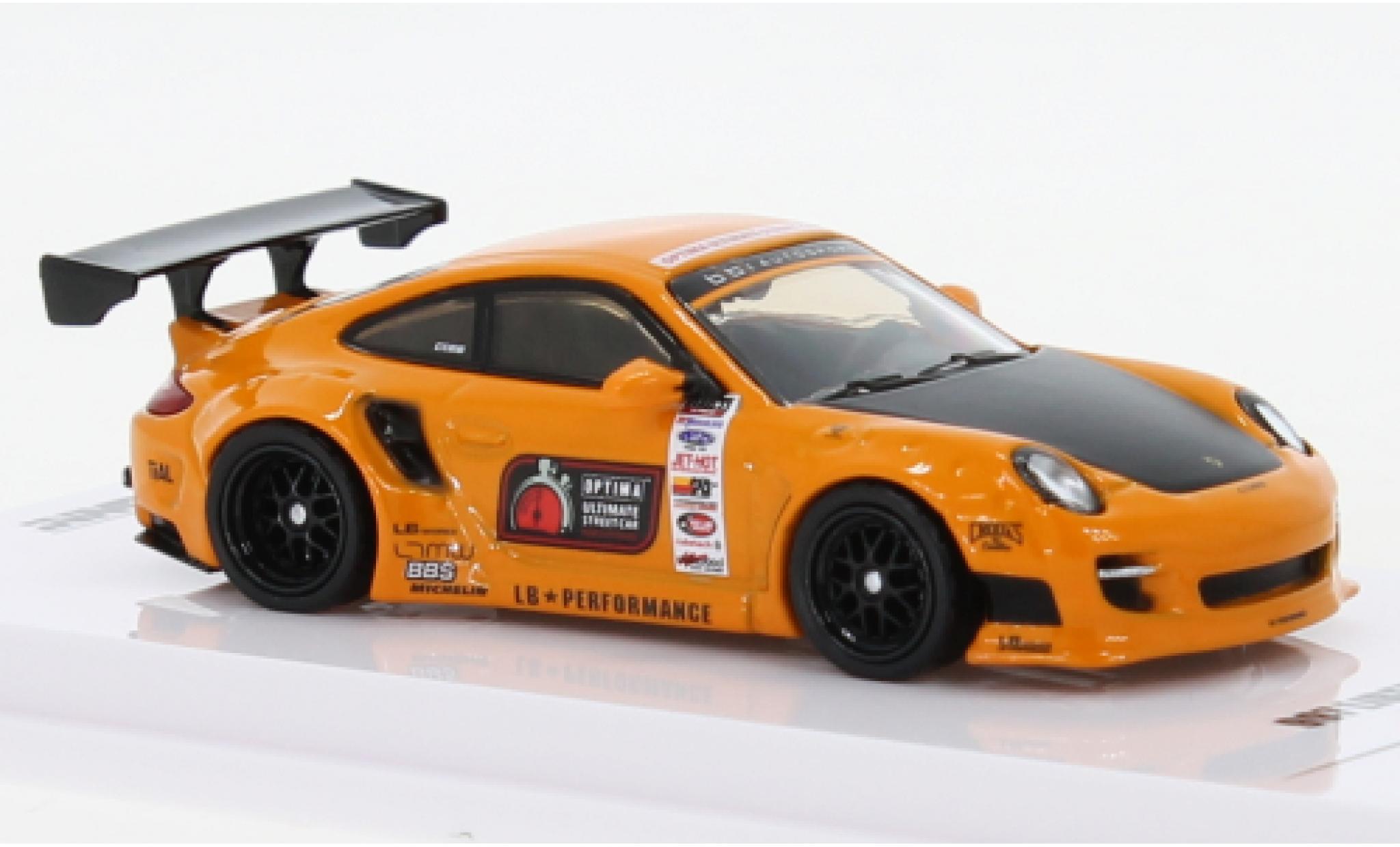 Porsche 991 1/64 INNO64 911 (997) Liberty Walk oranje/zwart 2014 modelauto
