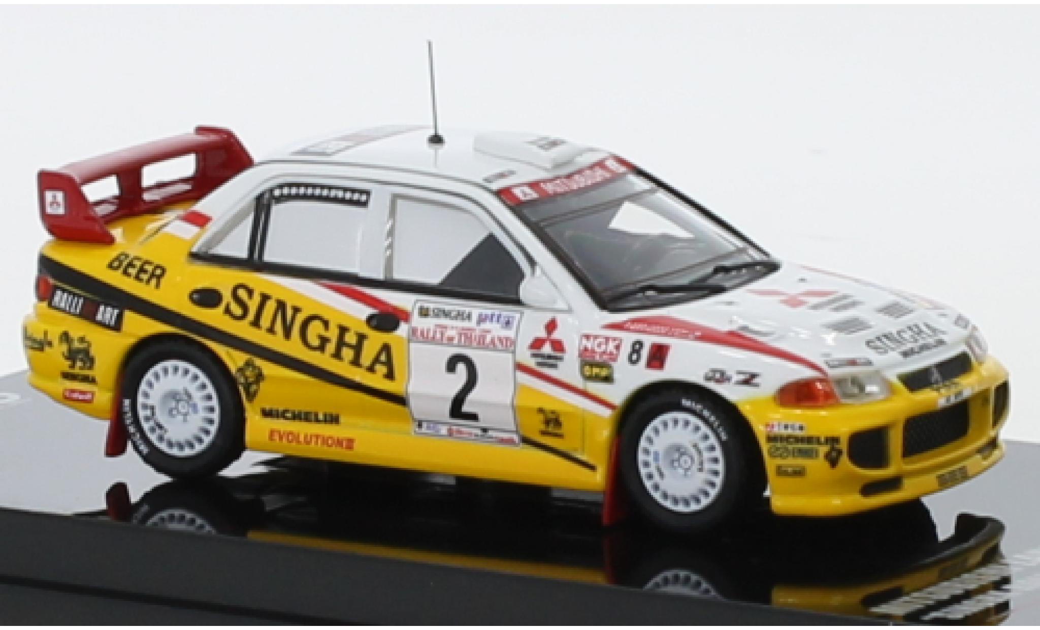 Mitsubishi Lancer 1/64 INNO64 Evo III No.2 Team Singha RalliArt Singha Rally Thailand 1995 T.M&auml;kinen/S.Harjanne modelauto