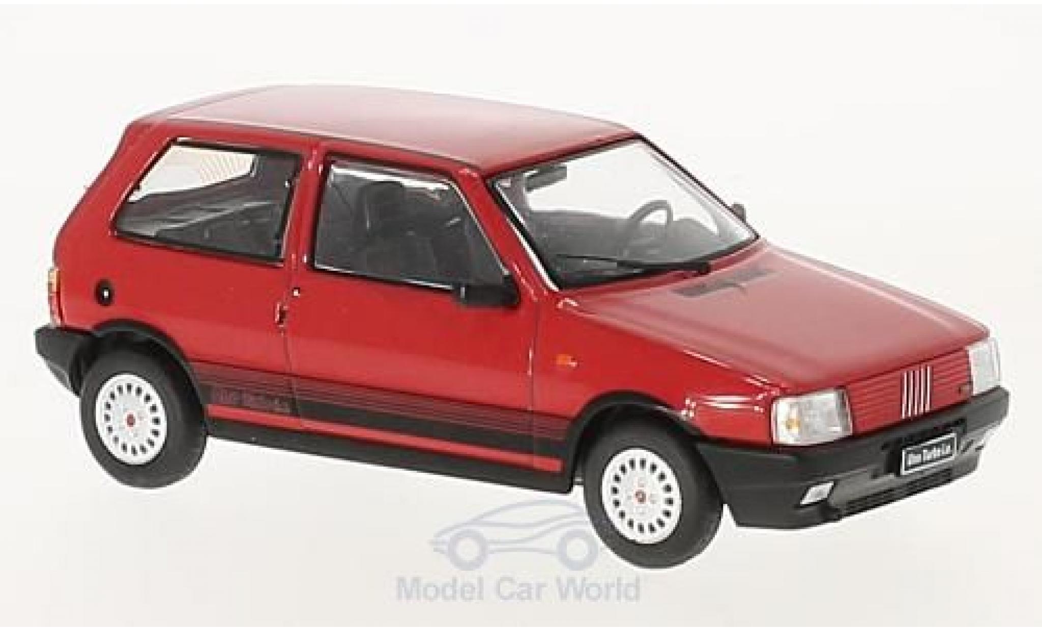 Fiat Uno 1/43 IXO Turbo IE rood 1984 modelauto