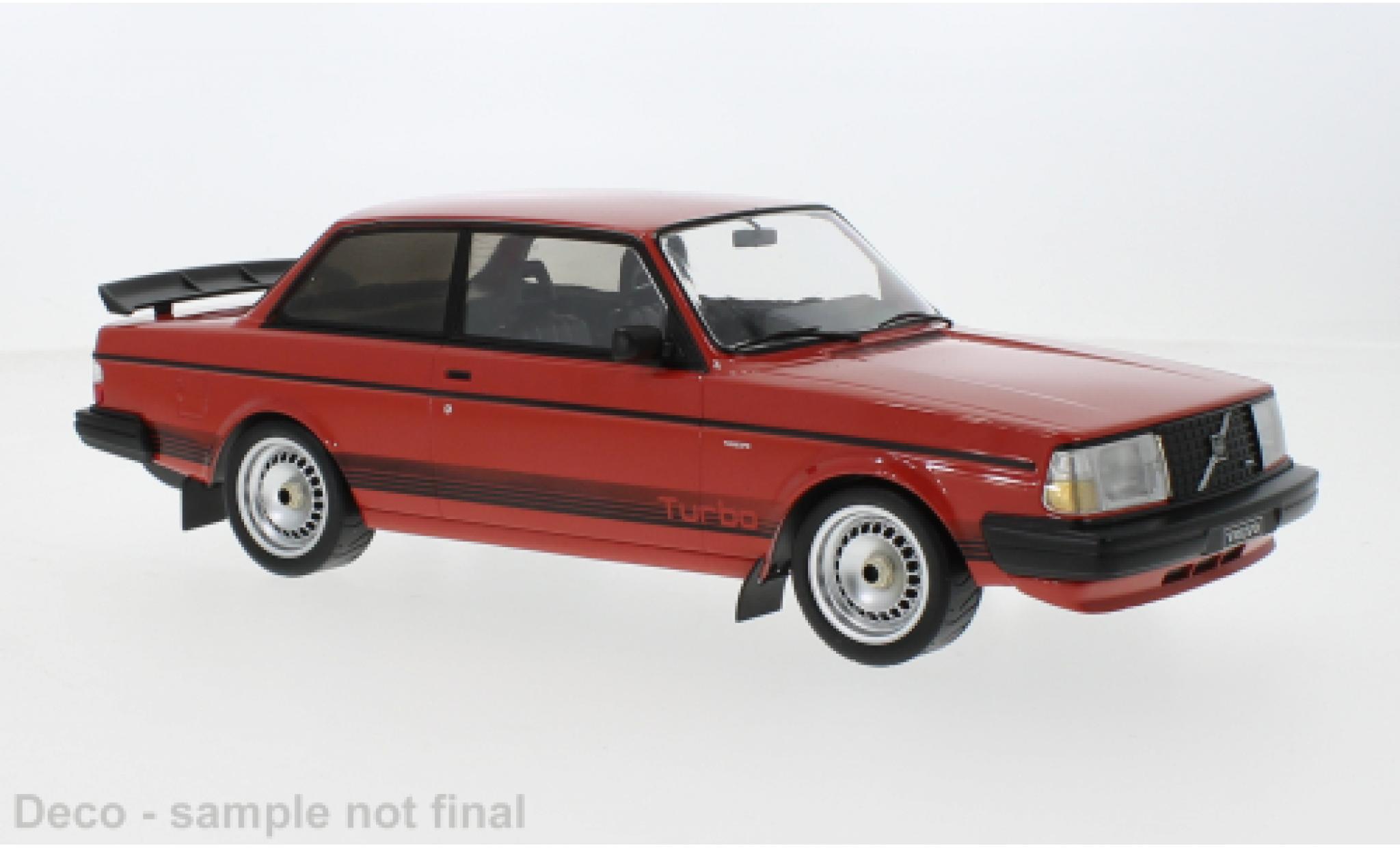 Volvo 240 1/18 IXO Turbo Douane rood 1987 modelauto