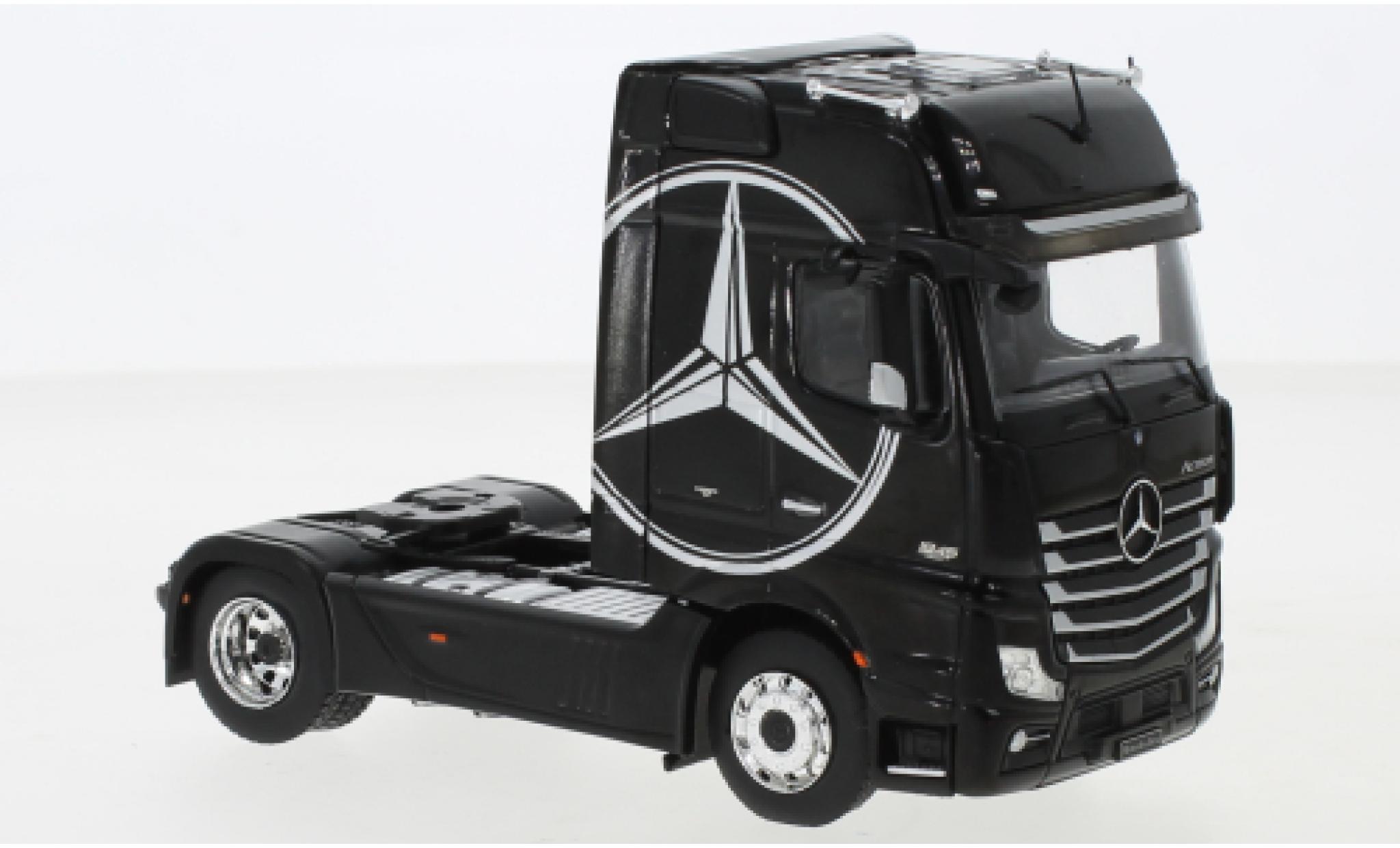 Mercedes Actros 1/43 IXO MP4 zwart/Dekor 2012 modelauto