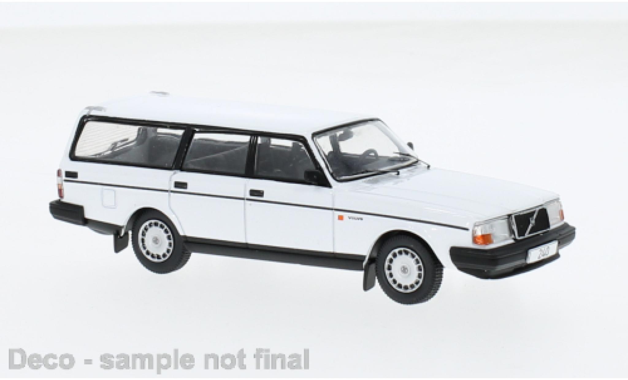Volvo 240 1/43 IXO GL wit 1988 1:43 modelauto