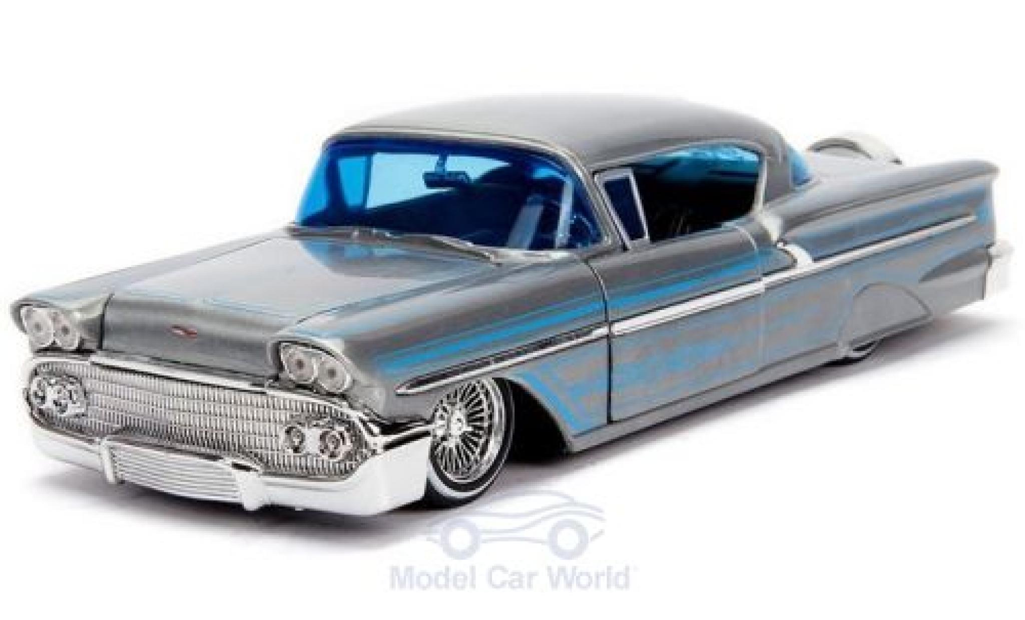Chevrolet Impala 1/24 Jada Toys Hardtop grijs/blauw 1958 modelauto
