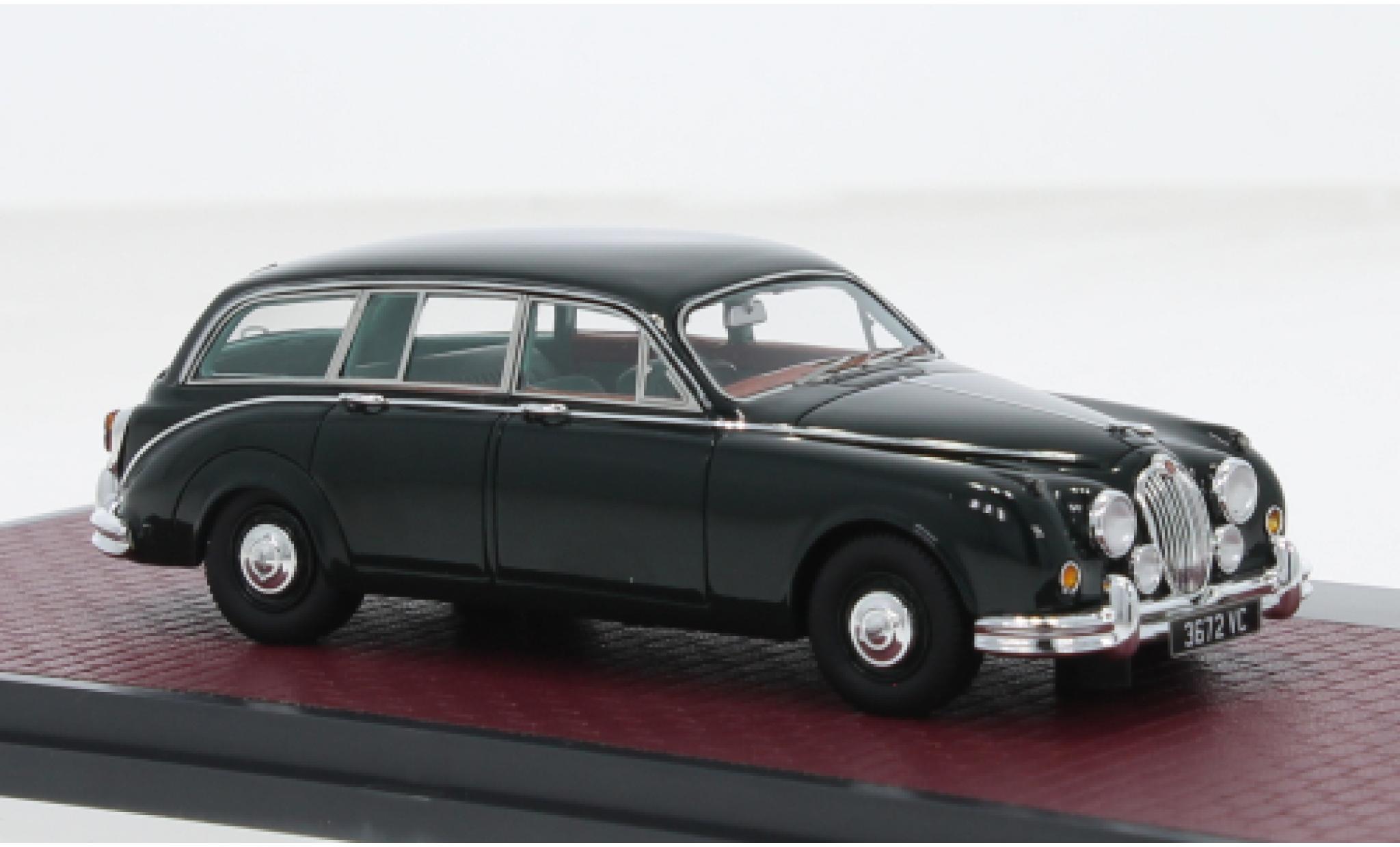 Jaguar MK 1/43 Matrix II Country Estate groen 1963 1:43 modelauto