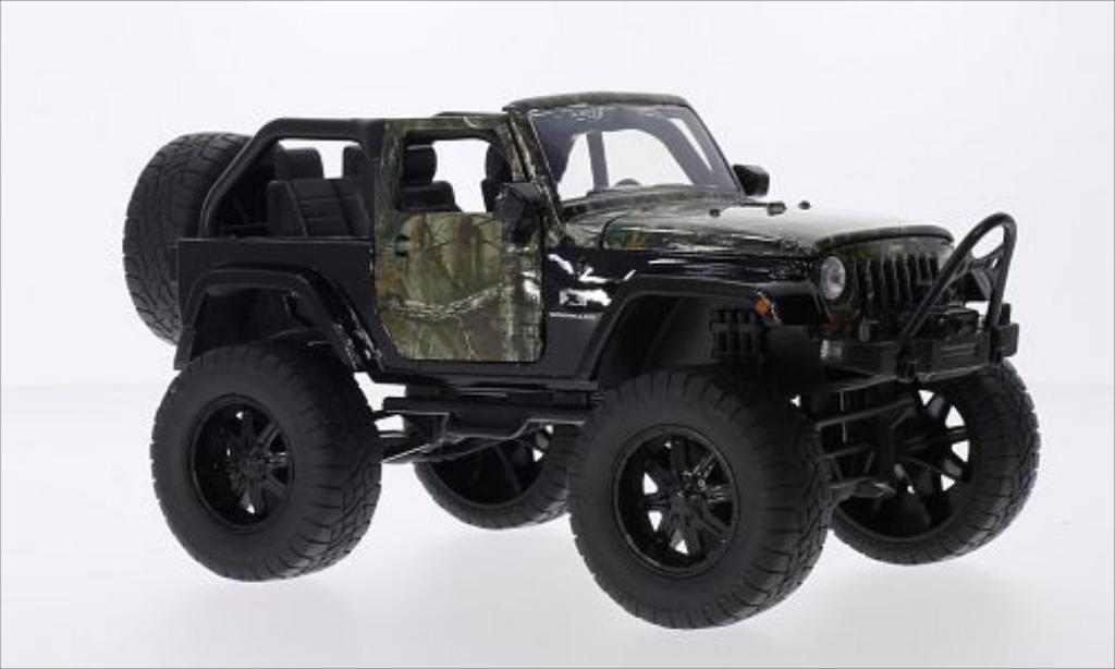 Jeep Wrangler 1/24 Jada Toys zwart/Dekor 2007 modelauto