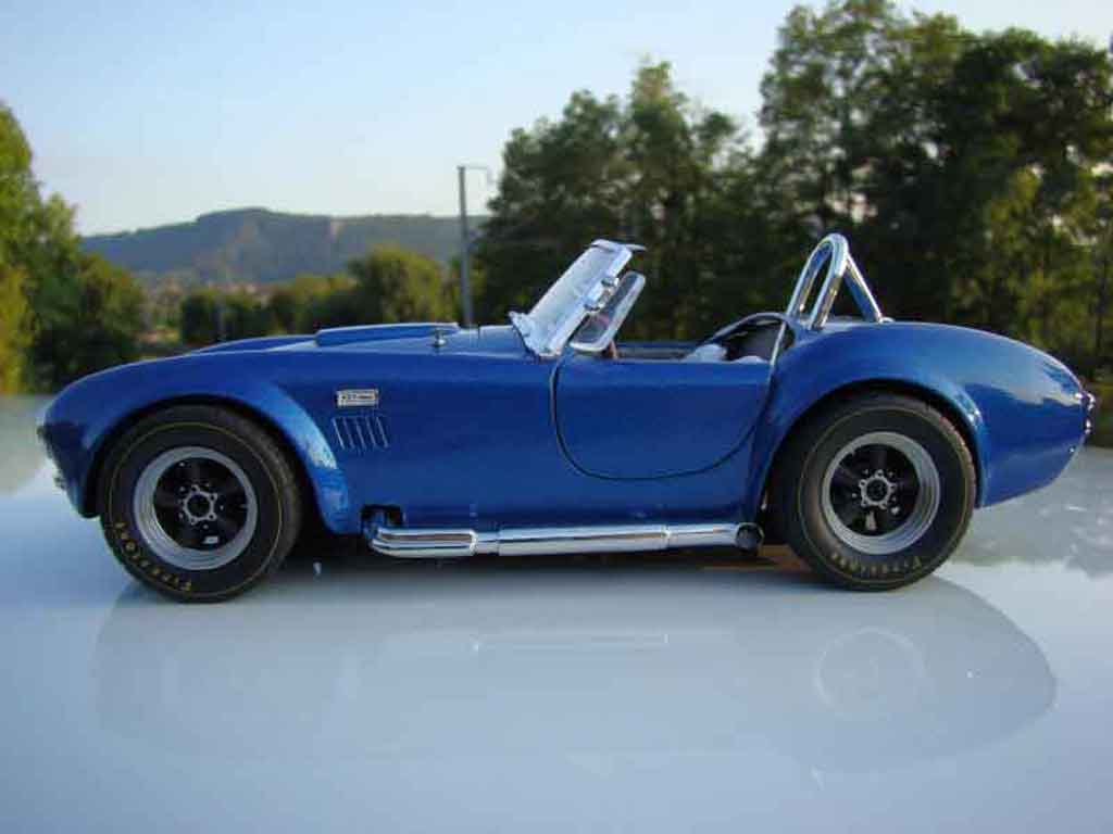 AC Cobra shelby 427 s/c blauw jantes gmp 1/18 Road Signature