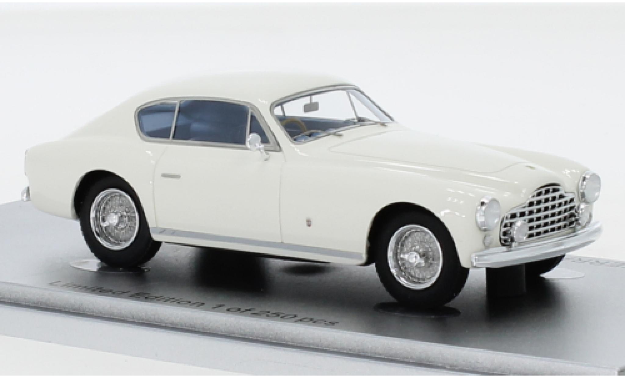 Ferrari 212 1/43 Kess Inter Ghia Coupe wit RHD 1950 modelauto