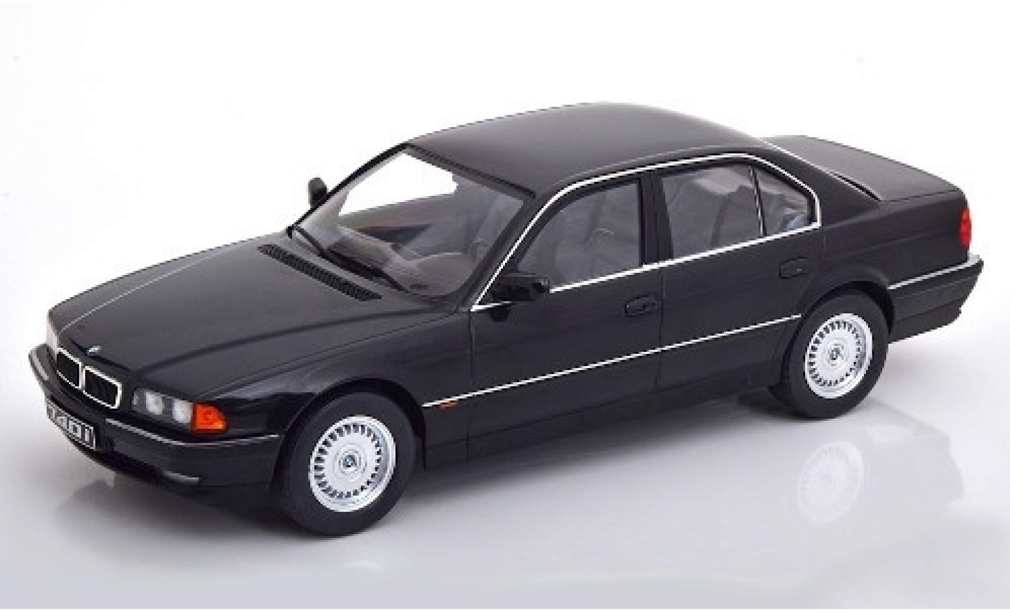 Bmw 740 1/18 KK Scale i (E38) metallic zwart 1994 modelauto