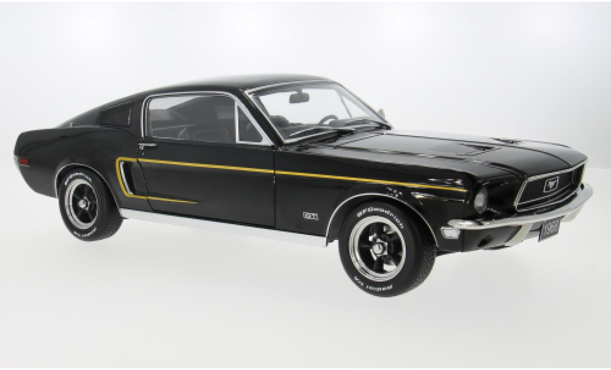 Ford Mustang 1/12 KK Scale GT Fastback zwart 1968 1:12 modelauto