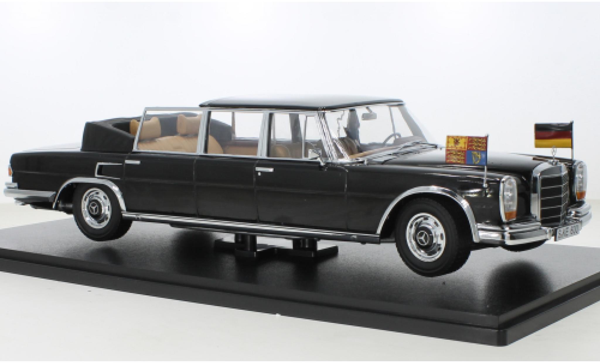 Mercedes 600 1/18 KK Scale (W100) Landaulet metallic zwart Queen Elizabeth II/Kiesinger 1965 modelauto