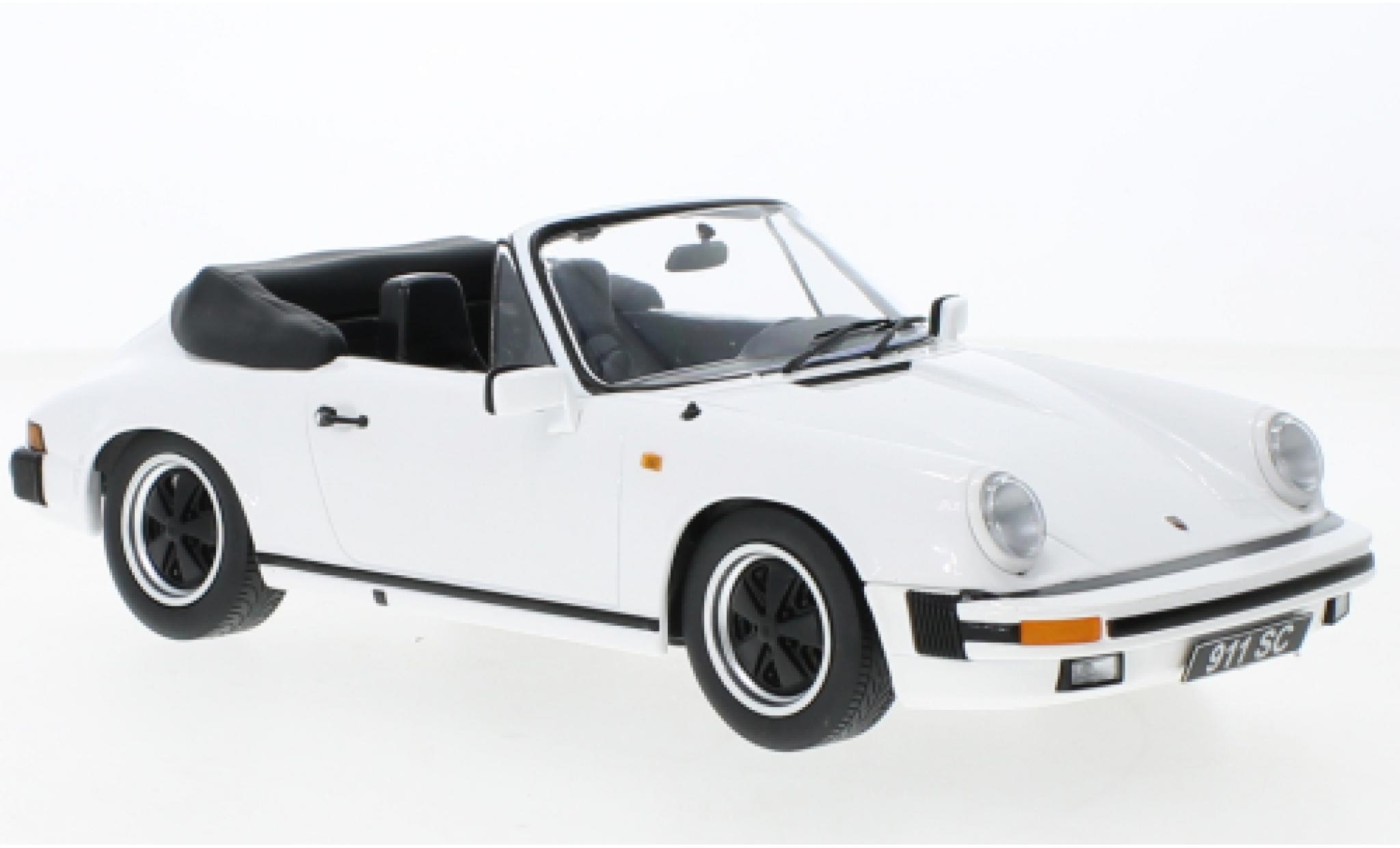 Porsche 930 1/18 KK Scale 911 SC wit 1983 modelauto