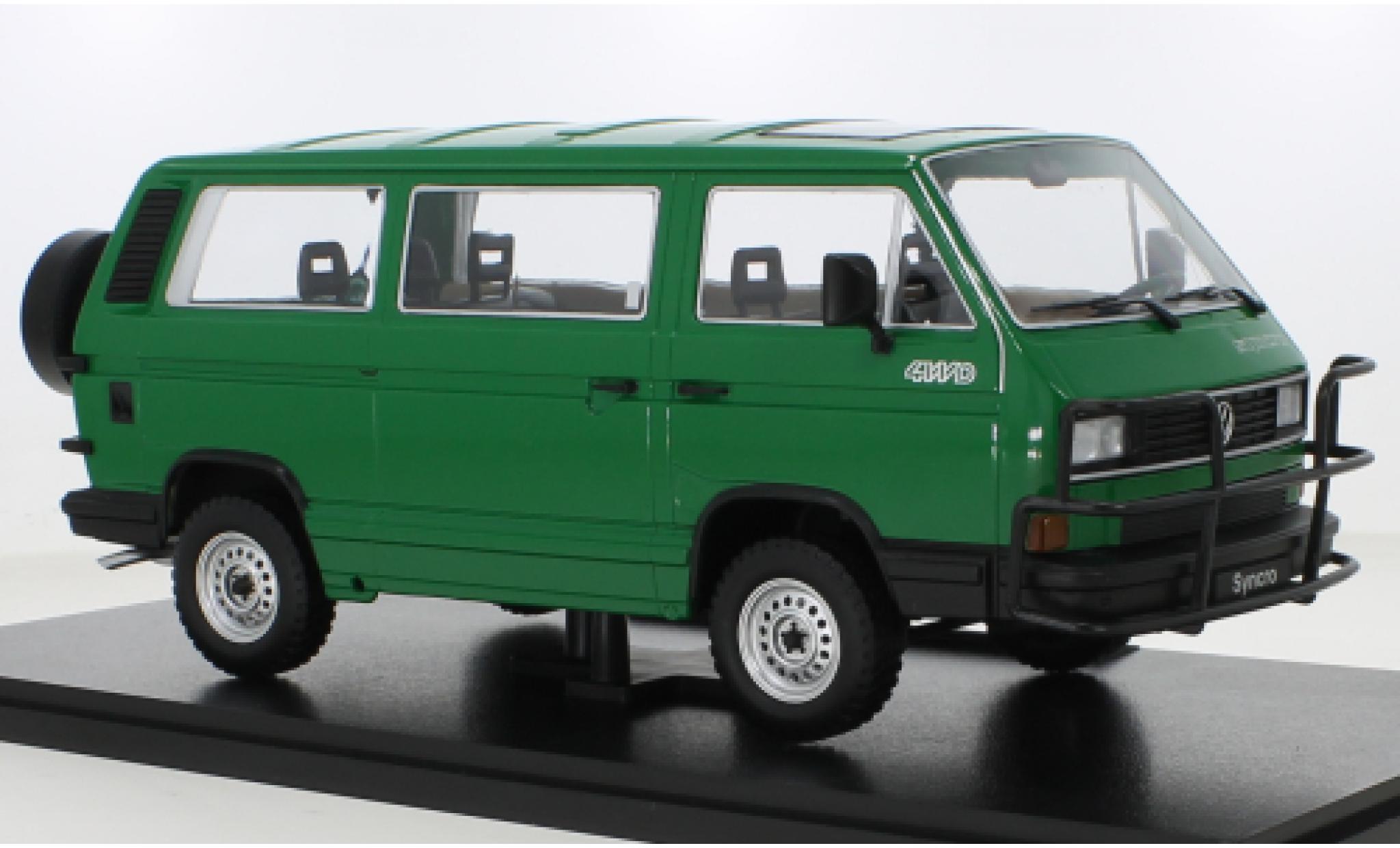 Volkswagen T3 1/18 KK Scale Bus Syncro Jagdwagen groen 1987 modelauto