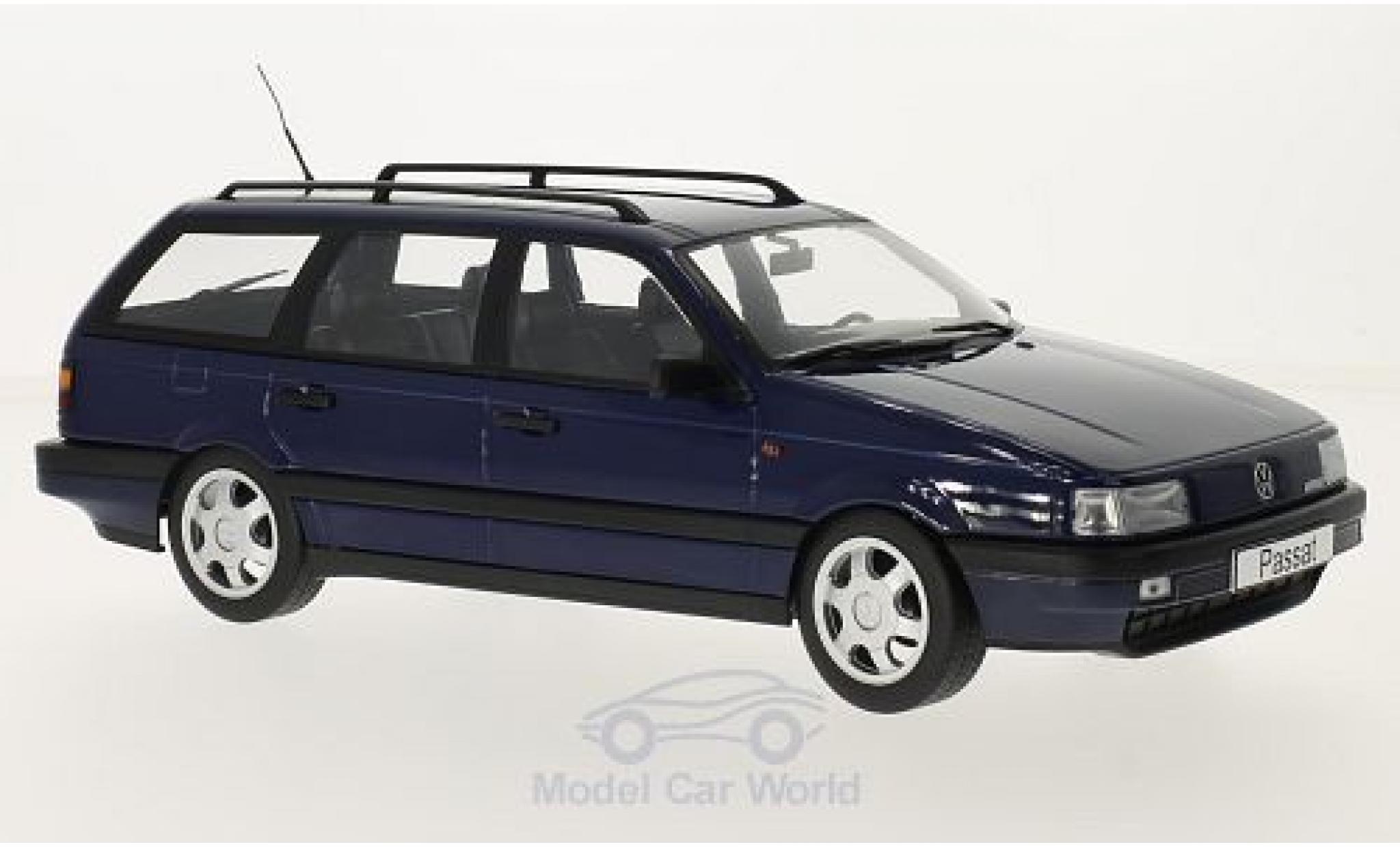 Volkswagen Passat 1/18 KK Scale (B3) Variant blauw 1988 modelauto