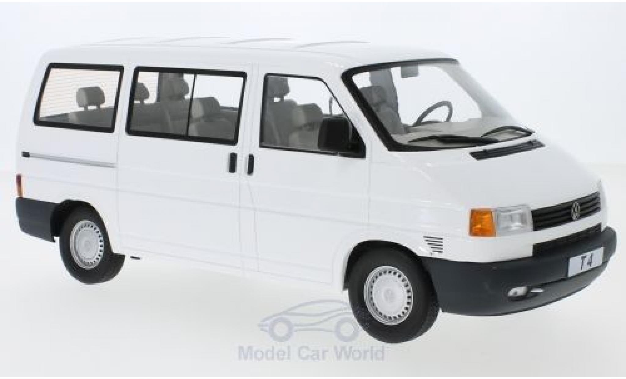 Volkswagen T4 1/18 KK Scale Caravelle wit 1992 modelauto