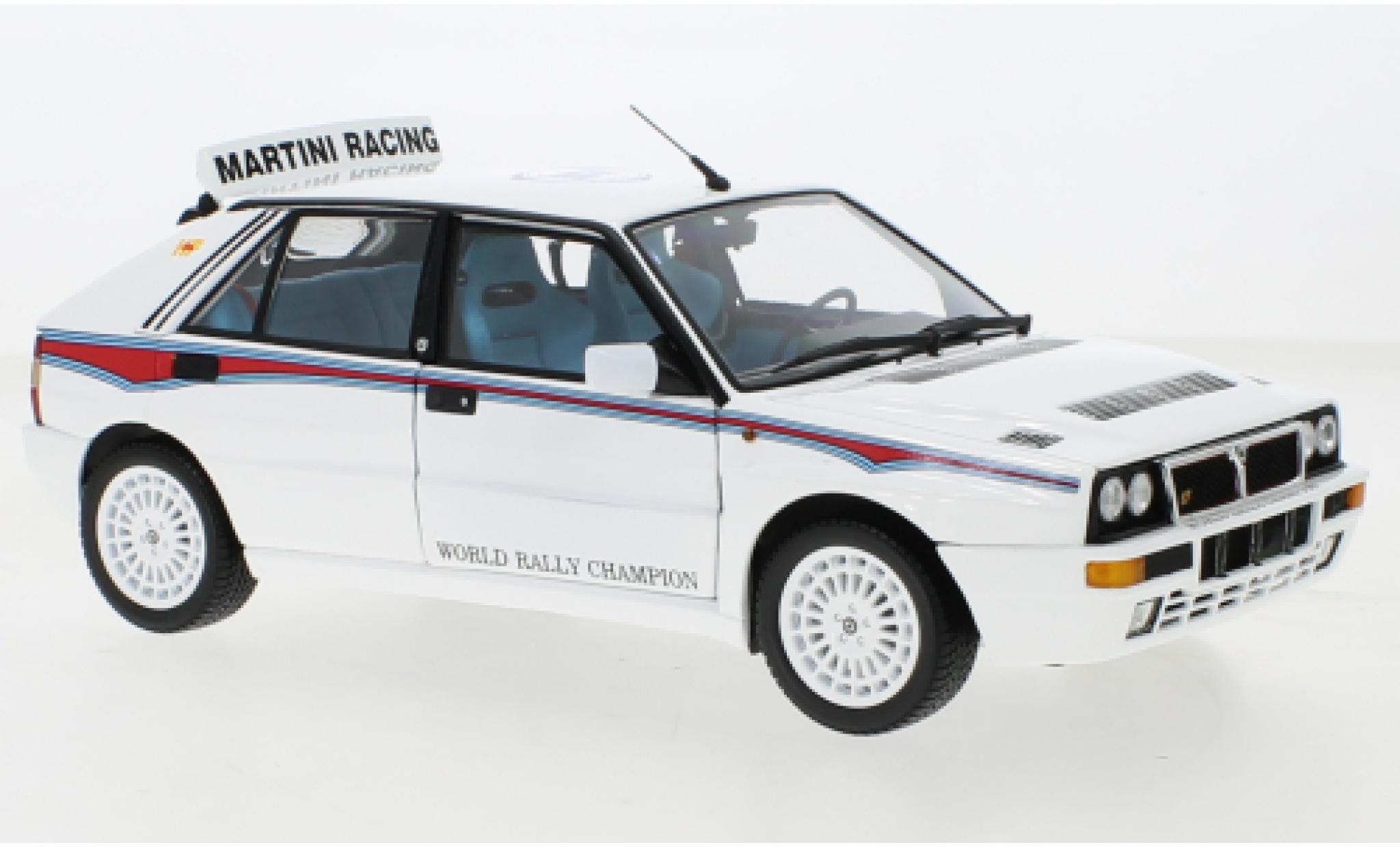 Lancia Delta 1/18 Kyosho HF Integrale 6 wit modelauto