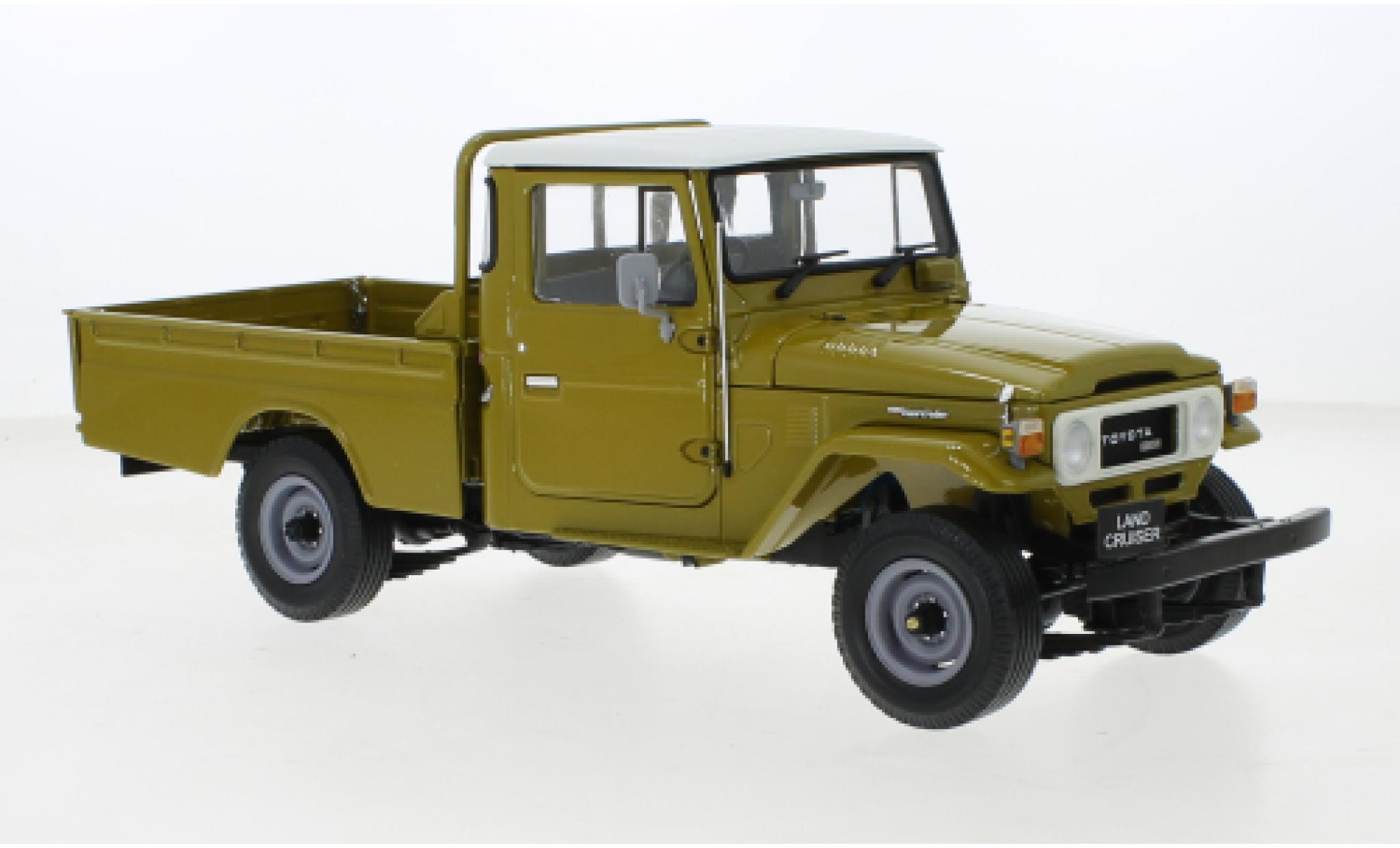 Toyota Land Cruiser 1/18 Kyosho 40 Pick Up oliv modelauto
