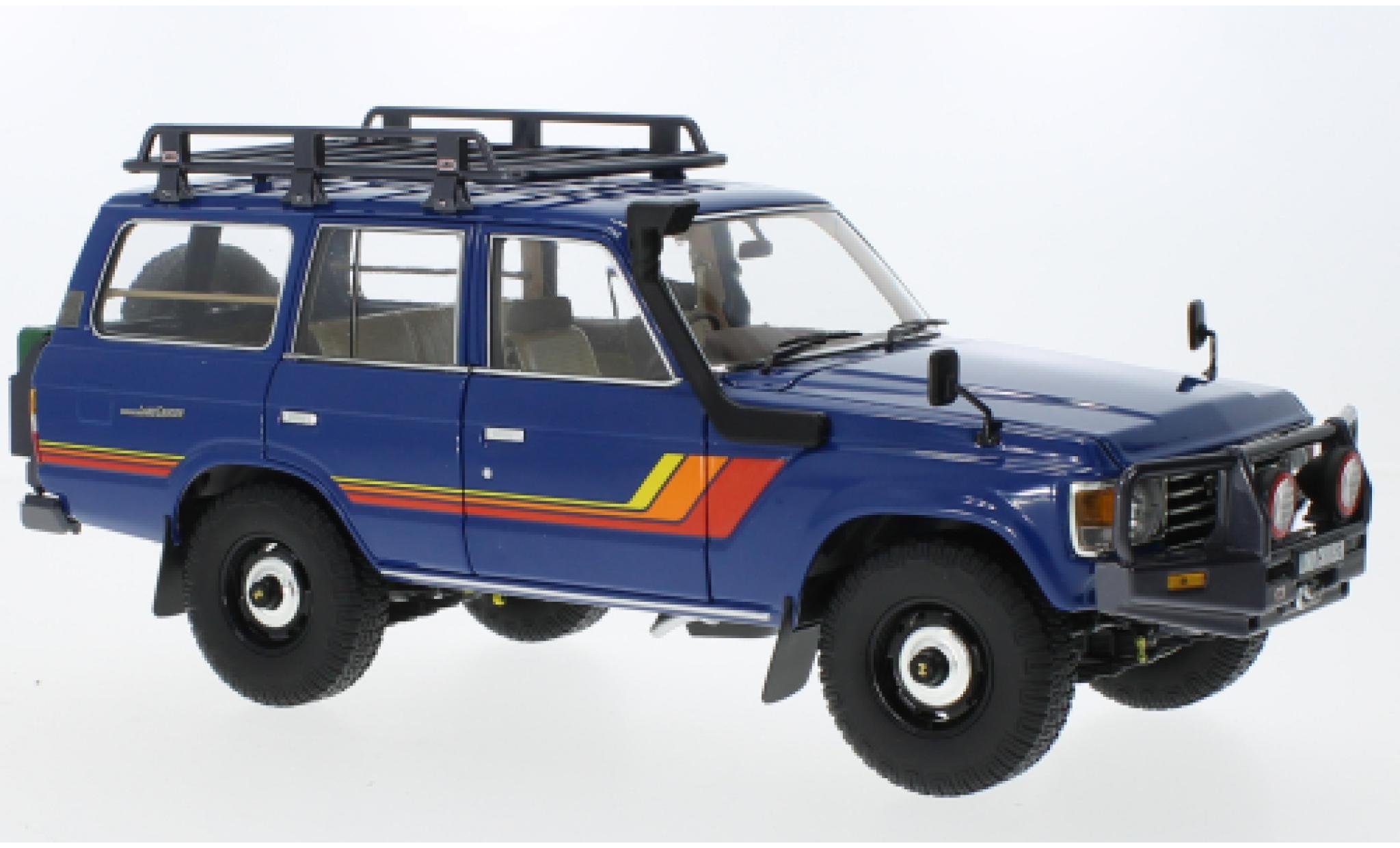 Toyota Land Cruiser 1/18 Kyosho 60 blauw/D&eacute;corer modelauto