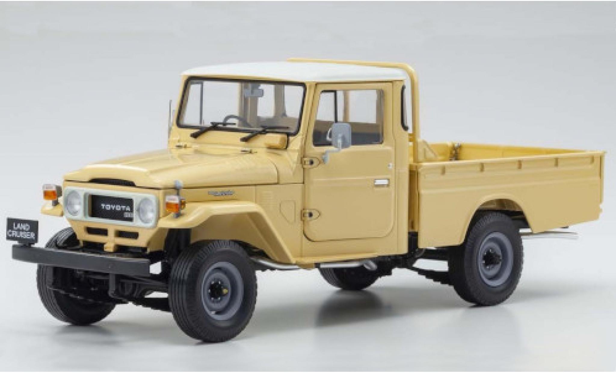 Toyota Land Cruiser 1/18 Kyosho 40 Pick Up beige RHD modelauto