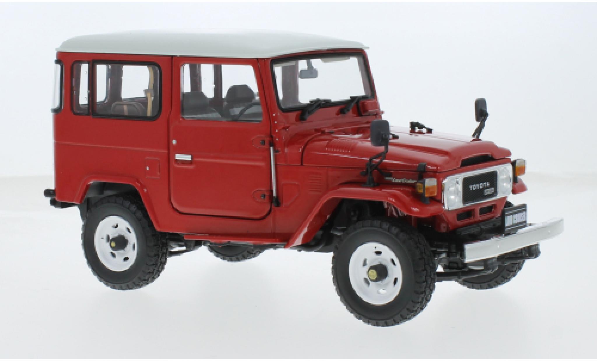 Toyota Land Cruiser 1/18 Kyosho 40 Van (BJ42V) rood/wit 1:18 modelauto