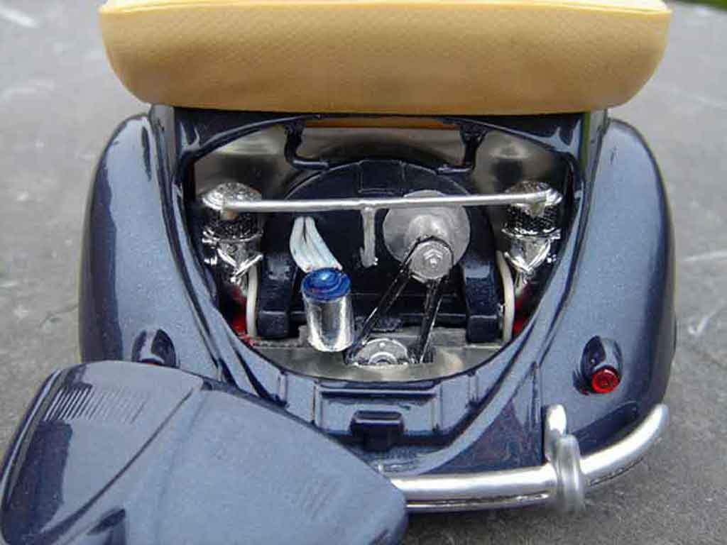 Volkswagen Kafer Base Coccinelle Cabriolet 51 resto-cal 1/18 Solido