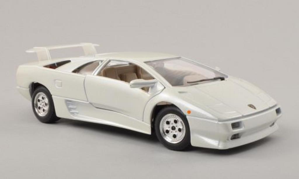Lamborghini Diablo 1/24 Burago wit modelauto
