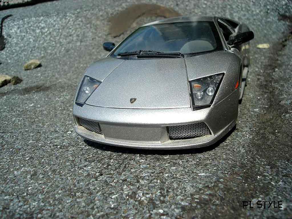 Lamborghini Murcielago 1/18 Maisto competizione grijs modelauto