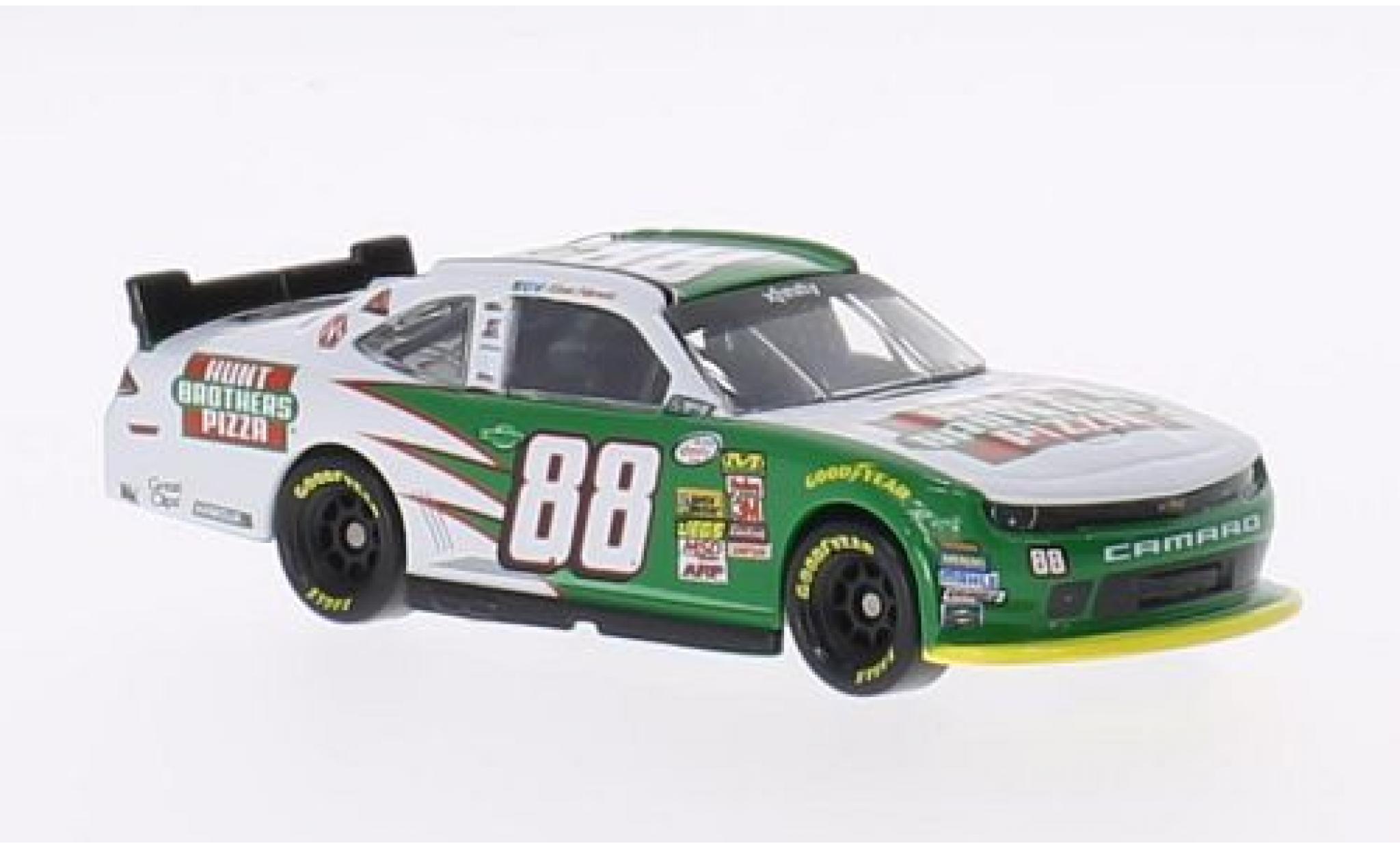 Chevrolet Camaro RS 1/24 Lionel Racing No.88 JR Motorsports Hunt Broodhers Pizza Nascar 2015 K.Harvick modelauto